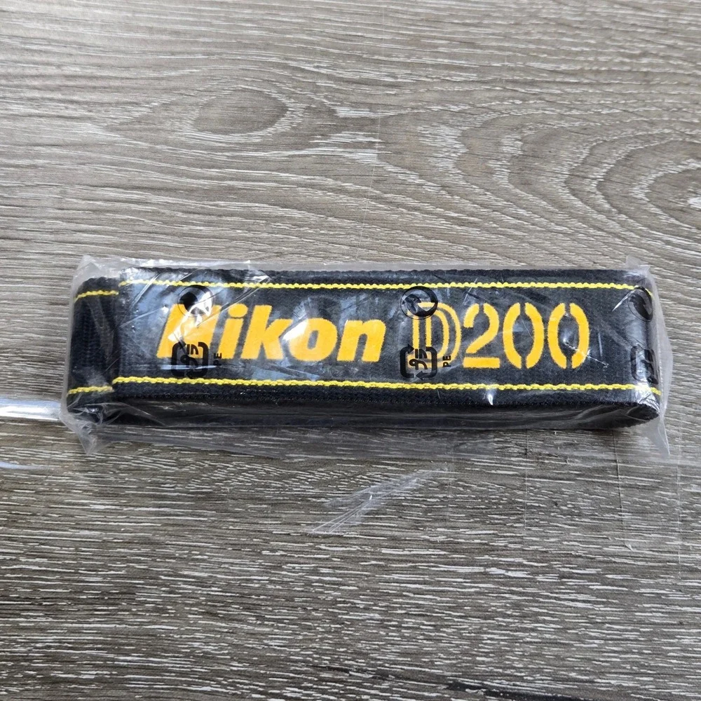 Nikon D200 Embroidered Camera Neck Shoulder Strap Yellow Logo Black New